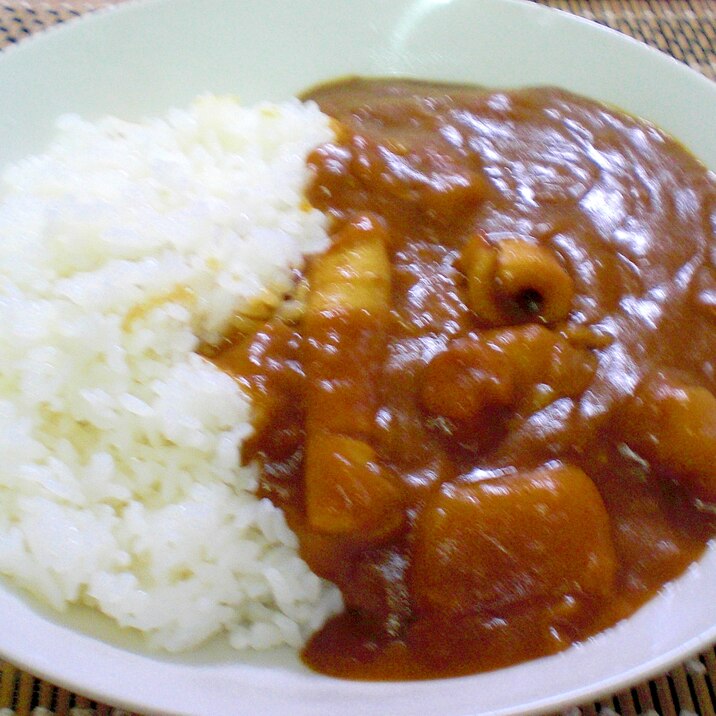 隠し味が決めて！シーフードカレー